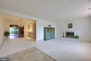 982 Daffodil Dr, Lebanon, PA 17042 - Photo 5