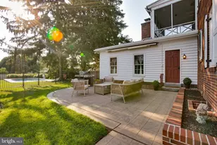 11 N College St, Myerstown, PA 17067 - Photo 5