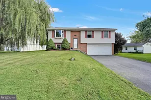 4 Edgemont Ln, Newmanstown, PA 17073 - Photo 3