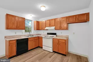 805 S 3rd St, Lebanon, PA 17042 - Photo 9