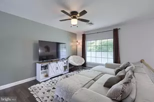 18 Lynnwood Dr, Palmyra, PA 17078 - Photo 5