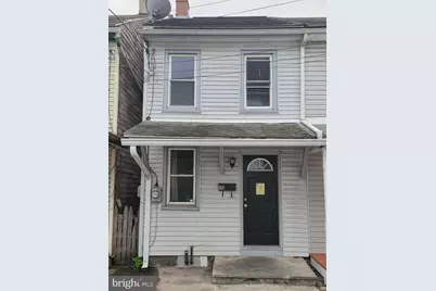 916 Elizabeth Street, Lebanon, PA 17042 - Photo 1