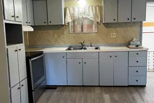2421 Mifflin St, Lebanon, PA 17046 - Photo 5