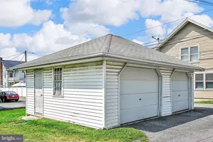 25 W Penn Ave, Cleona, PA 17042 - Photo 37