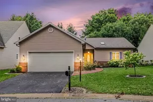 525 Waterside Cir, Lebanon, PA 17042 - Photo 29