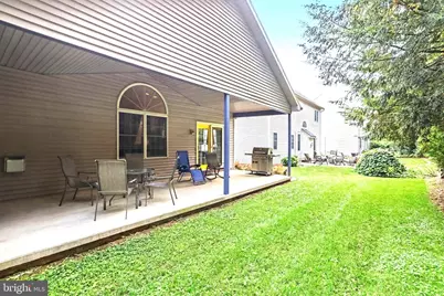 525 Waterside Circle, Lebanon, PA 17042 - Photo 23