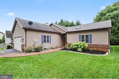 525 Waterside Circle, Lebanon, PA 17042 - Photo 25