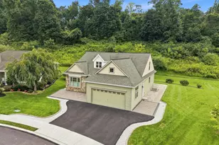1005 Briarwood Ct, Lebanon, PA 17042 - Photo 3