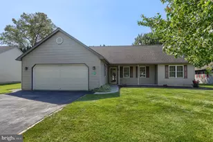 129 Arbor Dr, Myerstown, PA 17067 - Photo 1
