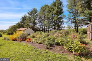 373 N Mechanic St, Fredericksburg, PA 17026 - Photo 47