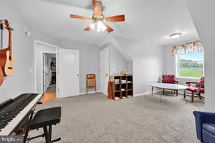 1393 Mountain Dr, Fredericksburg, PA 17026 - Photo 37