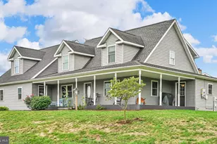 1393 Mountain Dr, Fredericksburg, PA 17026 - Photo 15