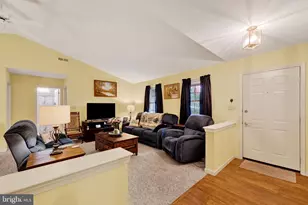 19 Scenic Dr, Myerstown, PA 17067 - Photo 5