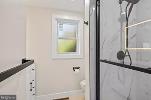 407 E Elm St, Lebanon, PA 17042 - Photo 25