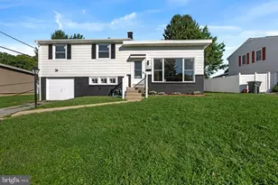 407 E Elm St, Lebanon, PA 17042 - Photo 1