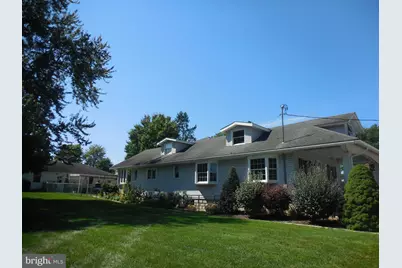 529 Harrison, Palmyra, PA 17078 - Photo 3