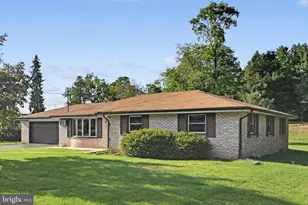 1151 Kochenderfer Rd, Lebanon, PA 17046 - Photo 3