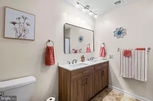 409 Cambridge Ct, Palmyra, PA 17078 - Photo 17