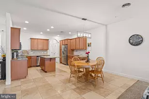 106 S Village Cir, Palmyra, PA 17078 - Photo 11
