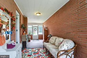 321 E Walnut St, Palmyra, PA 17078 - Photo 15