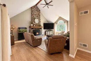 1110 S Mountain Ln, Lebanon, PA 17042 - Photo 11