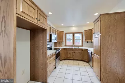 18 E Maple Avenue, Myerstown, PA 17067 - Photo 11