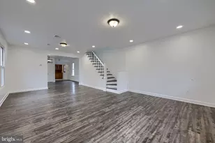 18 E Maple Ave, Myerstown, PA 17067 - Photo 3