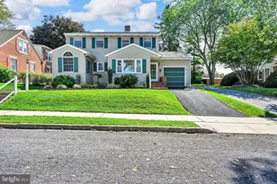 114 E Chestnut St, Cleona, PA 17042 - Photo 3