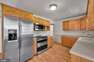 114 E Chestnut St, Cleona, PA 17042 - Photo 13