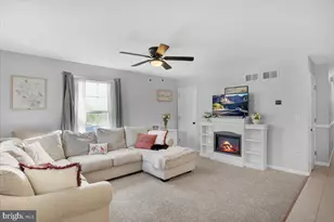 895 S 3rd St, Lebanon, PA 17042 - Photo 7