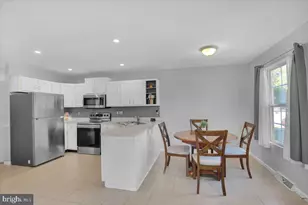 895 S 3rd St, Lebanon, PA 17042 - Photo 3