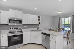 895 S 3rd St, Lebanon, PA 17042 - Photo 5