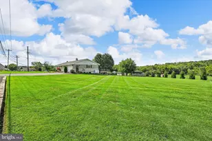 520 Stracks Dam Rd, Myerstown, PA 17067 - Photo 9