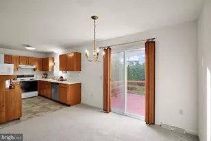 128 Palm Ln, Lebanon, PA 17042 - Photo 9
