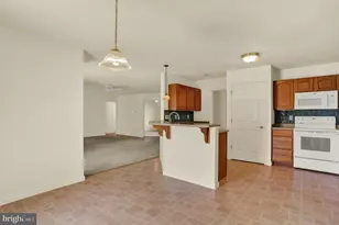 856 Walnut Crest Dr, Lebanon, PA 17046 - Photo 15