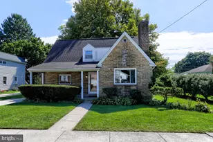 626 Maple St, Annville, PA 17003 - Photo 1