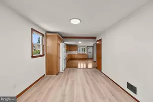 1127 E Lehman St, Lebanon, PA 17046 - Photo 7