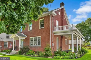 111 S Locust St, Myerstown, PA 17067 - Photo 7