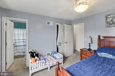 2036 Mallard Ln, Lebanon, PA 17046 - Photo 9