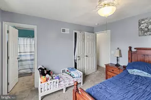 2036 Mallard Ln, Lebanon, PA 17046 - Photo 9