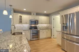 1057 Villa Dr, Lebanon, PA 17042 - Photo 11
