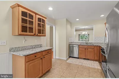 24 Parkside Drive, Lebanon, PA 17042 - Photo 5