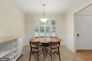 24 Parkside Dr, Lebanon, PA 17042 - Photo 7