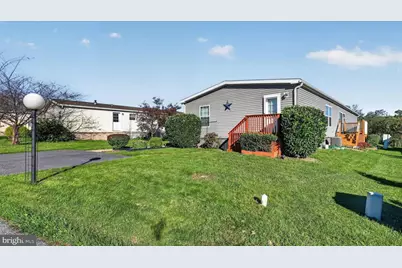 8 Orchard Street, Fredericksburg, PA 17026 - Photo 3