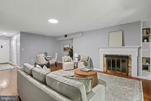 974 E Maple St, Palmyra, PA 17078 - Photo 9
