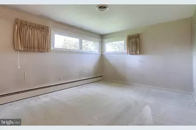 1005 S 2nd Avenue, Lebanon, PA 17042 - Photo 11