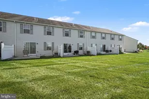 168 N Village Cir, Palmyra, PA 17078 - Photo 35