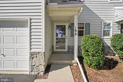 168 N Village Circle, Palmyra, PA 17078 - Photo 7