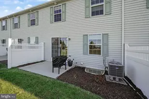 168 N Village Cir, Palmyra, PA 17078 - Photo 33