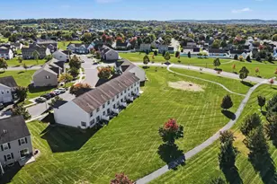 168 N Village Cir, Palmyra, PA 17078 - Photo 39